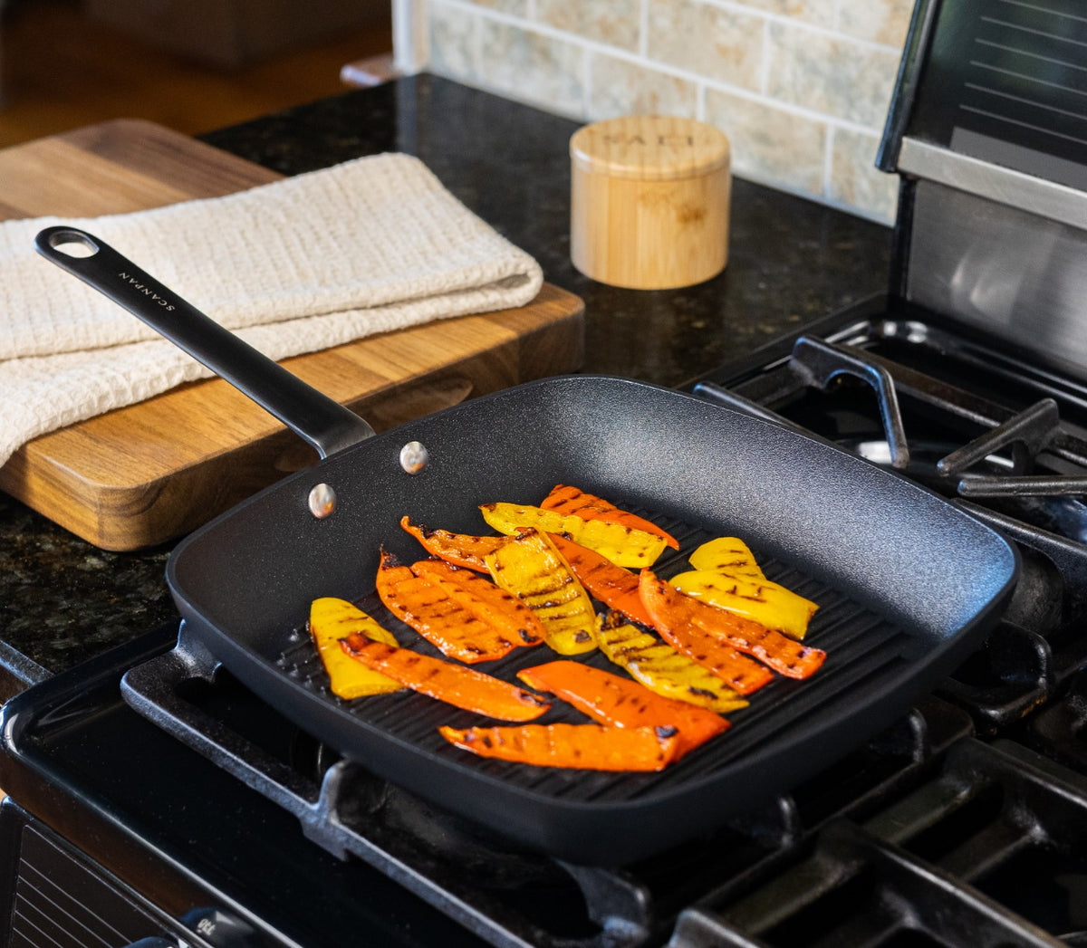11" Grill Pan - Black Edition